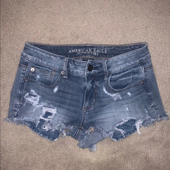 American Eagle Low Rise Denim Shorts - Picture 1 of 2
